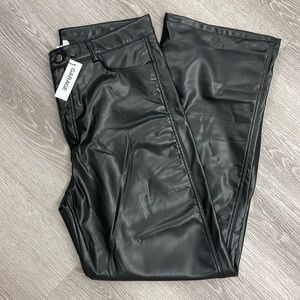 Garage Black Leather Pants Size L ( Large )